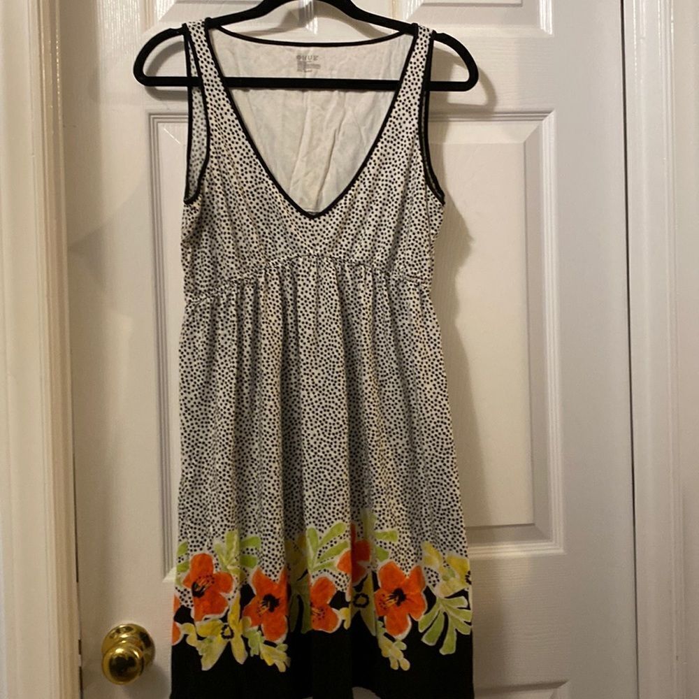 Hue black dot w/ floral hem lounge dress
